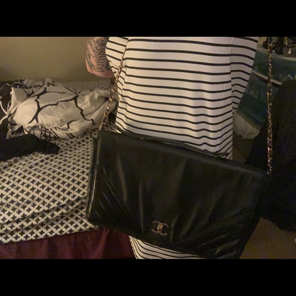 HUGE AUTHENTIC Vintage Chanel Flap - Picture 7 of 8